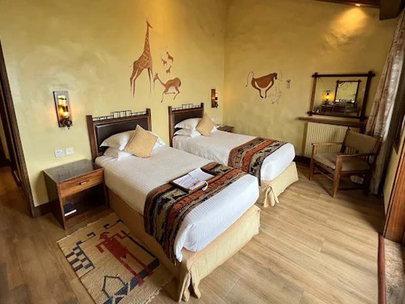 Lake Manyara National Park → Lake Eyasi → Ngorongoro Conservation Area for overnight photo 2