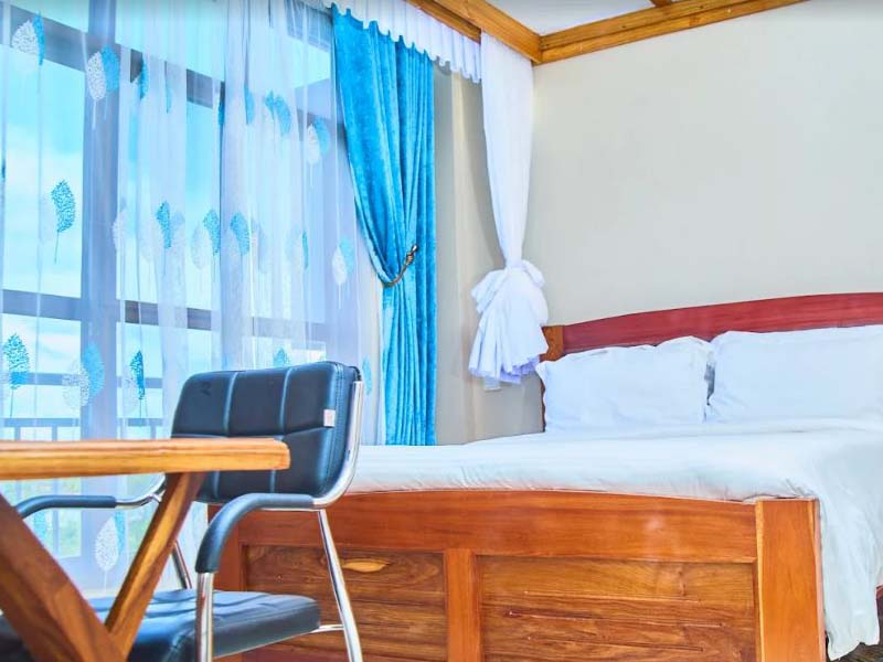 Arusha Town → Lake Manyara National Park photo 2