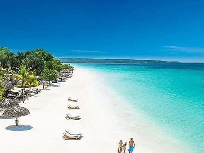 4 Days Zanzibar Luxury Beach & Marine Expedition
