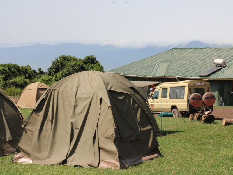 9-Day Camping Safari: Arusha, Lake Manyara, Serengeti, Ngorongoro Crater, and Tarangire Route